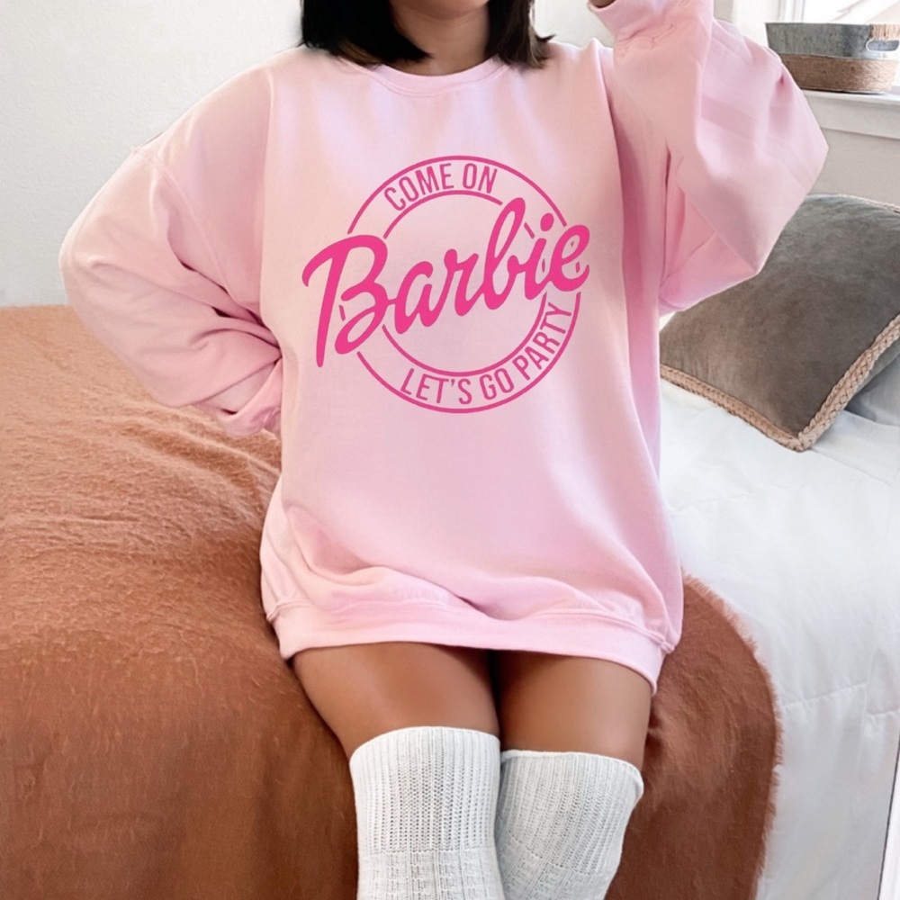 NEW Barbie graphic Sweatshirt S-5X